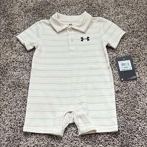 Under Armour Cream Baby Romper with Black Logo Size 6-9 Month